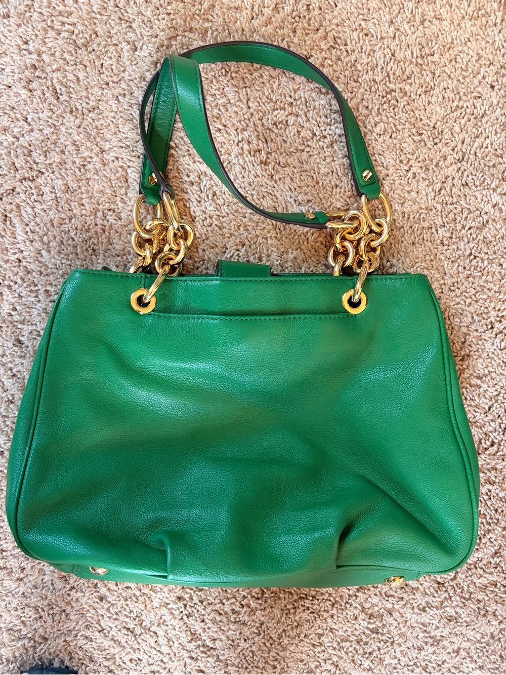 Michael Kors Emerald Green Leather Shoulder Tote with Gold Hardware - Picture 2 of 3
